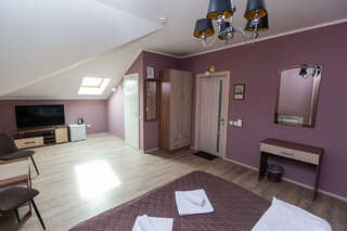 Гостиница Постоялый двор Ям Тосно Мансардный люкс-2