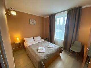 Гостиница Постоялый двор Ям Тосно Стандартный двухместный номер с 1 кроватью-1