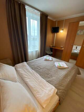 Гостиница Постоялый двор Ям Тосно Улучшенный двухместный номер с 1 кроватью-4